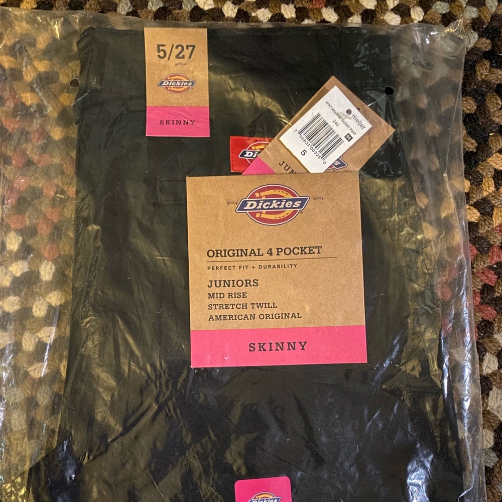 NWT Dickies Junior Skinny 5, size: 5/27 Black.